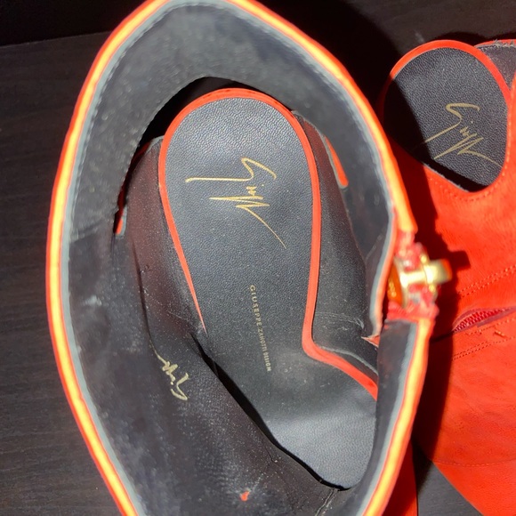 Giuseppe Zanotti leather/ suede peep-toe booties - Picture 5 of 8